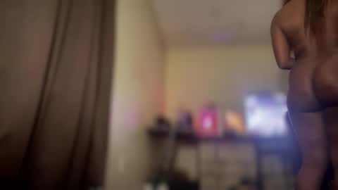 Snapshot of exoticaqua chatting on 11/03/25, 08:15 exoticaqua online show from 11/03/25, 08:15