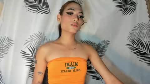 jenny  Laiza online show from 06/16/26, 11:40