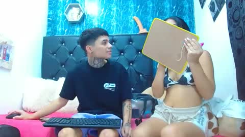 Snapshot of exotichot_couple chatting on 03/03/25, 11:35 exotichot_couple online show from 03/03/25, 11:35