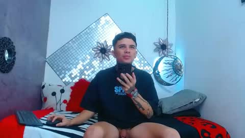 Snapshot of exotichot_couple chatting on 03/08/25, 01:17 exotichot_couple online show from 03/08/25, 01:17