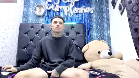 exotichot_couple online show from 02/01/26, 10:41