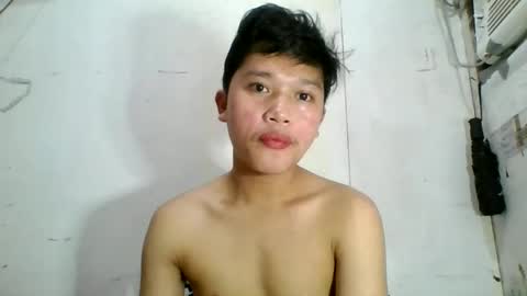 Snapshot of exotichugecock chatting on 01/22/25, 09:32 Jan online show from 01/22/25, 09:32