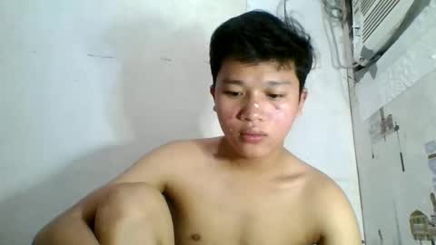 Snapshot of exotichugecock chatting on 02/06/25, 10:00 Jan online show from 02/06/25, 10:00