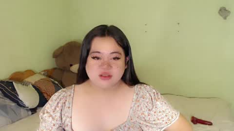 SHANTAL MARIE online show from 06/19/26, 07:56