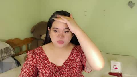 SHANTAL MARIE online show from 06/25/26, 02:44
