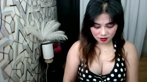 Snapshot of exoticrachel chatting on 02/16/25, 04:42 exoticrachel online show from 02/16/25, 04:42