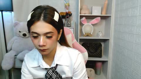 exotictssavie online show from 02/01/25, 08:39