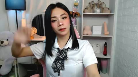 exotictssavie online show from 03/02/25, 12:20