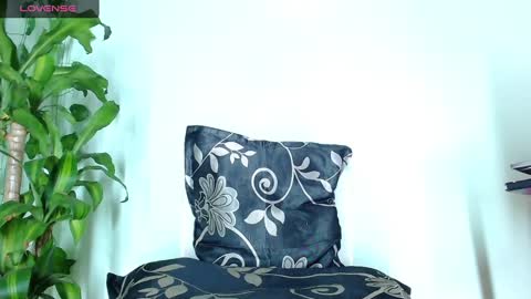 SARA online show from 03/03/25, 03:09