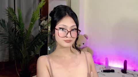 Snapshot of expensive_candyx chatting on 01/12/25, 01:05 Candy online show from 01/12/25, 01:05