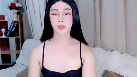 Snapshot of expensive_elise chatting on 06/12/26, 12:26 expensive_elise online show from 06/12/26, 12:26