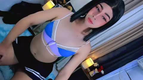 Snapshot of expensive_elise chatting on 07/17/26, 06:57 expensive_elise online show from 07/17/26, 06:57