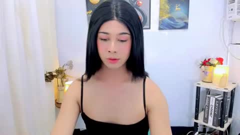 Snapshot of expensive_elise chatting on 07/30/26, 04:28 expensive_elise online show from 07/30/26, 04:28