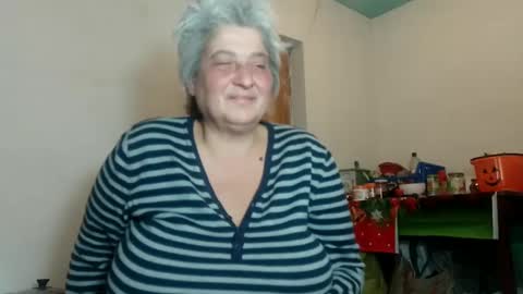 Snapshot of exquisitemature chatting on 01/08/25, 10:06 ExquisiteMature online show from 01/08/25, 10:06