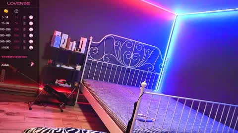 Snapshot of extra_topping chatting on 01/06/25, 09:30 extra_topping online show from 01/06/25, 09:30