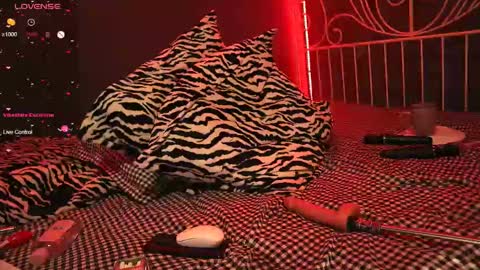 Snapshot of extra_topping chatting on 02/23/25, 06:45 extra_topping online show from 02/23/25, 06:45