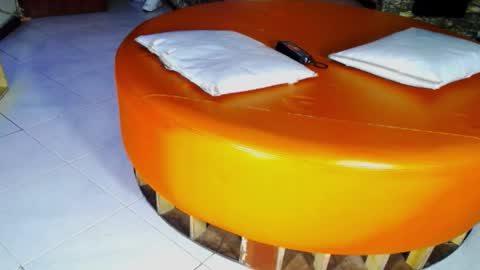 extrangers online show from 01/25/25, 11:55