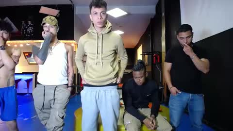 extrangers online show from 03/04/25, 12:12