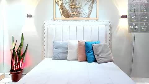 Snapshot of eyes_duque chatting on 11/14/25, 07:56 online show from 11/14/25, 07:56