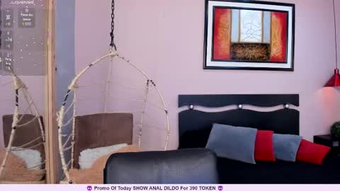 Snapshot of eyes_duque chatting on 11/15/25, 07:43 online show from 11/15/25, 07:43