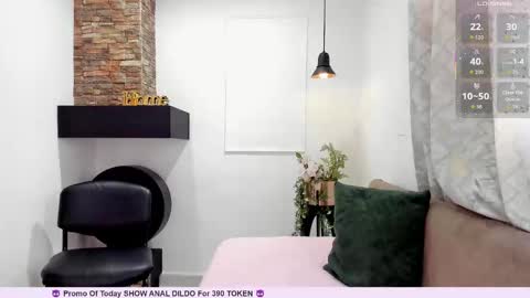 Snapshot of eyes_duque chatting on 11/17/25, 06:03 online show from 11/17/25, 06:03