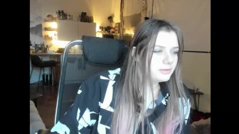 Yara online show from 02/05/26, 02:00