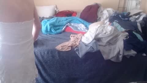 eyeswall0w online show from 09/27/25, 02:55