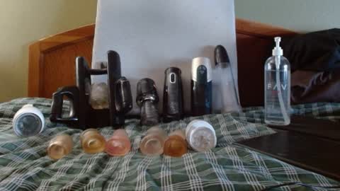 Eyeswideshut63 online show from 12/23/24, 01:40