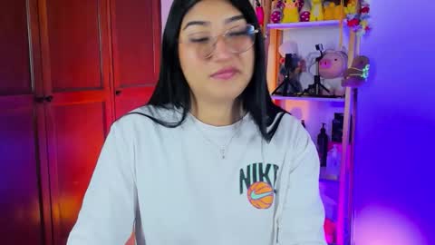 Emily online show from 12/22/25, 09:45