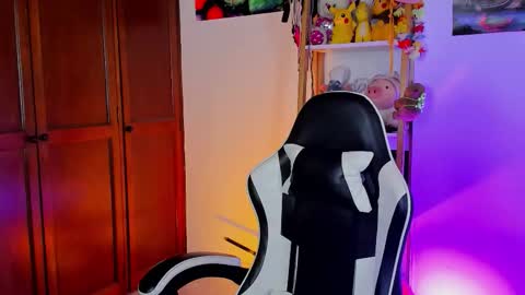 Emily online show from 01/13/26, 06:57