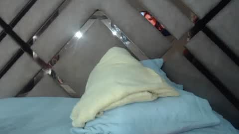 eyshaexotii online show from 04/21/26, 12:45