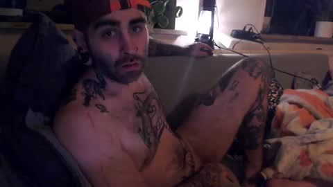 Eytab online show from 11/28/25, 02:03