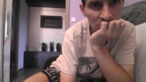 ezel004 online show from 08/03/26, 04:33