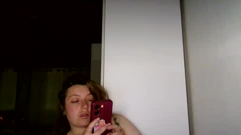 Aimee online show from 11/28/25, 02:25