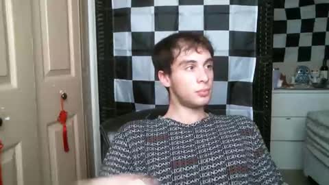 Ezra Naamah online show from 02/11/25, 10:07