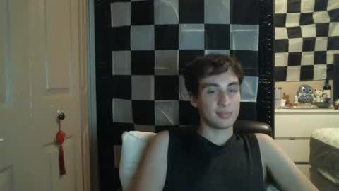 Ezra Naamah online show from 02/14/25, 02:28