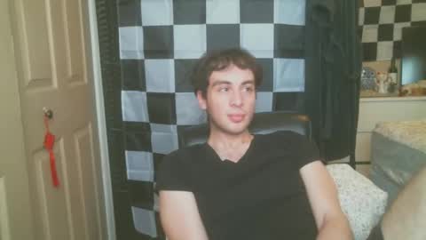 Ezra Naamah online show from 03/05/25, 04:02