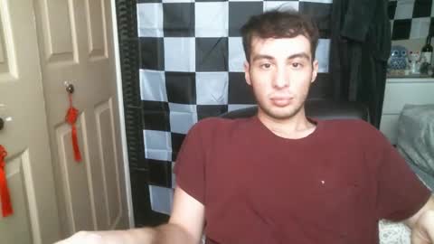 Ezra Naamah online show from 03/09/25, 07:26