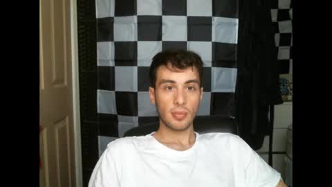 Ezra Naamah online show from 03/12/25, 04:46