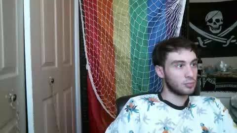 Ezra Naamah online show from 11/03/25, 04:41