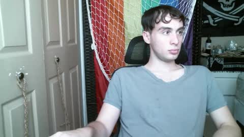 Ezra Naamah online show from 01/11/26, 07:52