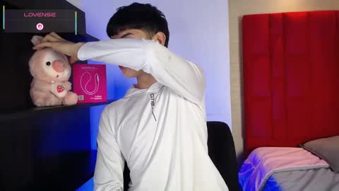 Juan online show from 10/24/25, 05:04