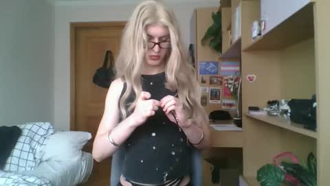 Snapshot of ezrafindom chatting on 03/02/26, 07:09 Ranya online show from 03/02/26, 07:09