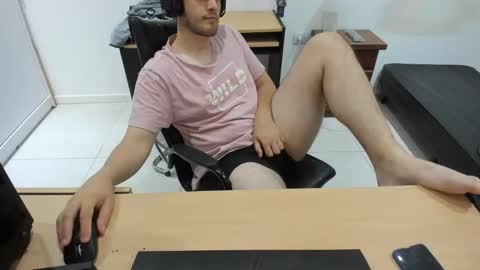 Ezzeq online show from 01/10/26, 02:35