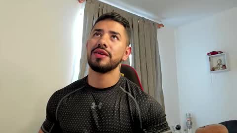 Ezzio Scolaro online show from 03/06/26, 09:55