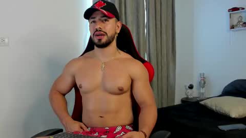 Ezzio Scolaro online show from 03/07/26, 10:07