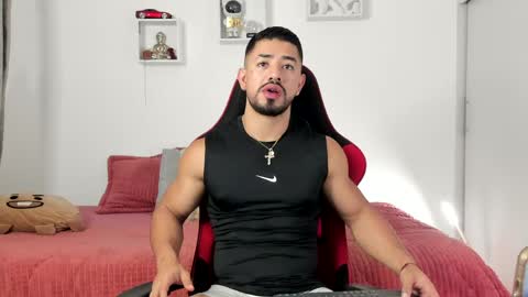 Ezzio Scolaro online show from 04/17/26, 11:08