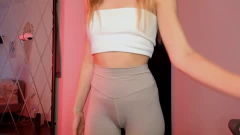  if you dont have fansly account yet use this link to registration    online show from 02/05/26, 02:11