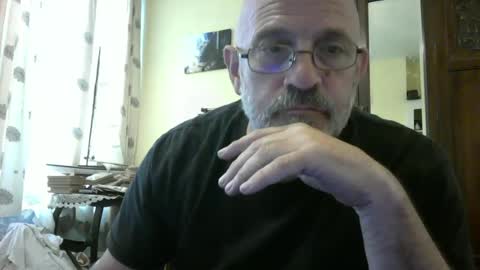 Snapshot of f1zzeek chatting on 07/20/26, 12:51 f1zzeek online show from 07/20/26, 12:51