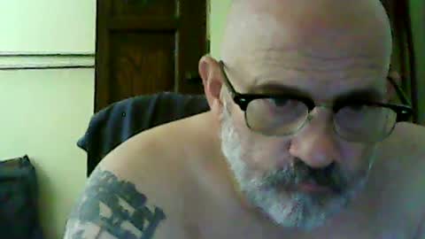 Snapshot of f1zzeek chatting on 07/24/26, 01:53 f1zzeek online show from 07/24/26, 01:53